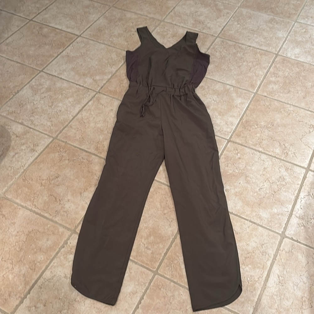 Peyton Jensen woman's deep army green jumpsuit - Picture 3 of 9